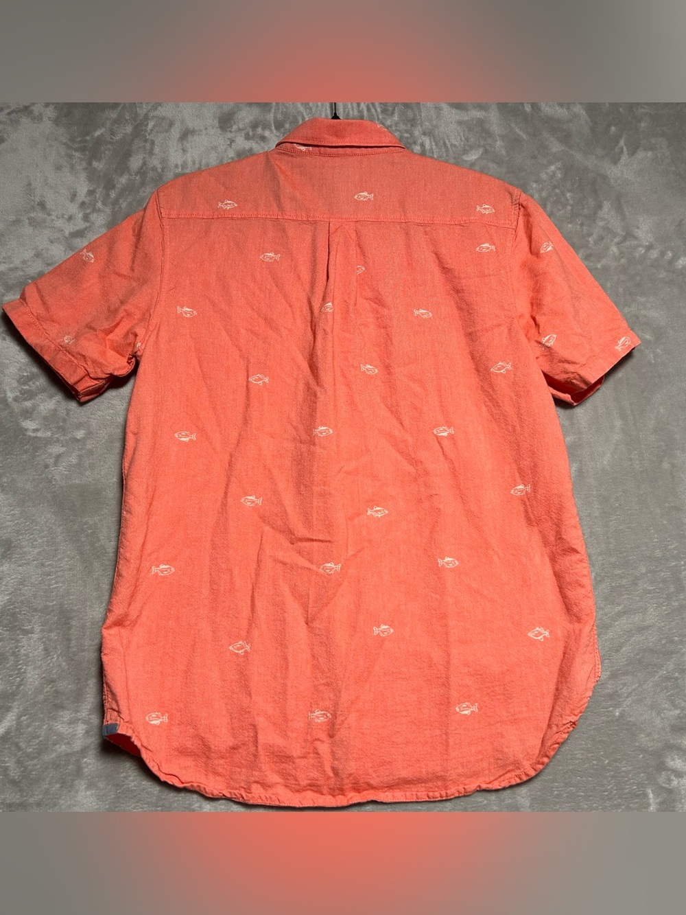 Vans Classic Fit Button Down Short Sleeve Shirt Men’s Small Fish Peach Pink - Picture 2 of 5